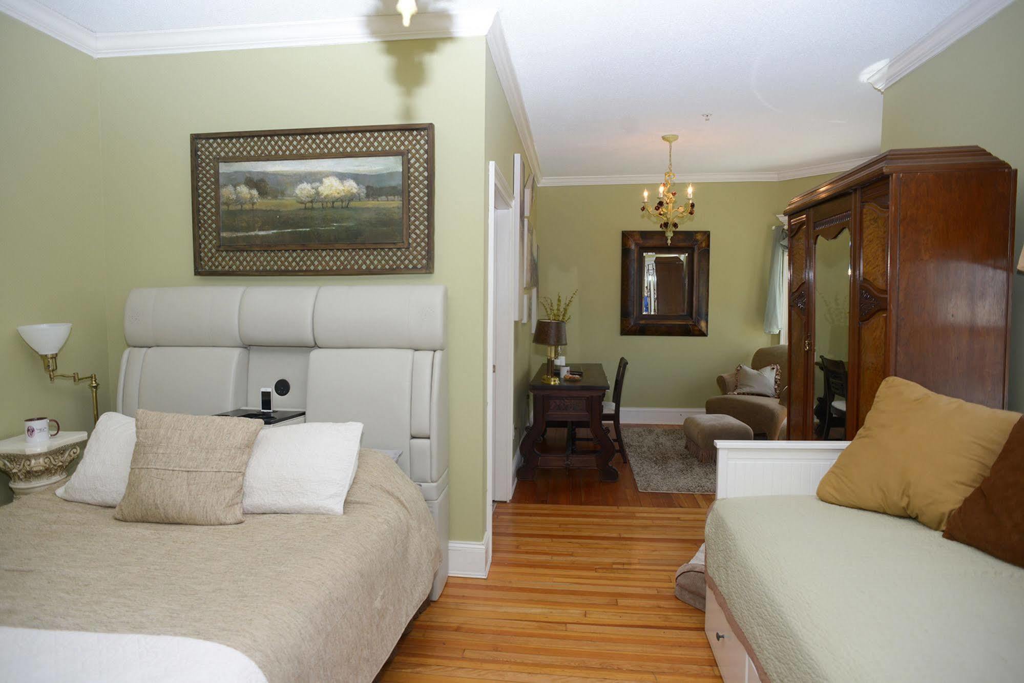 Naomi'S Inn Bed & Breakfast Springfield Luaran gambar